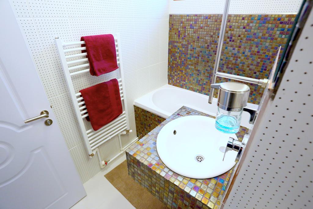 Soho Apartment Near Ceronav Galac Szoba fotó